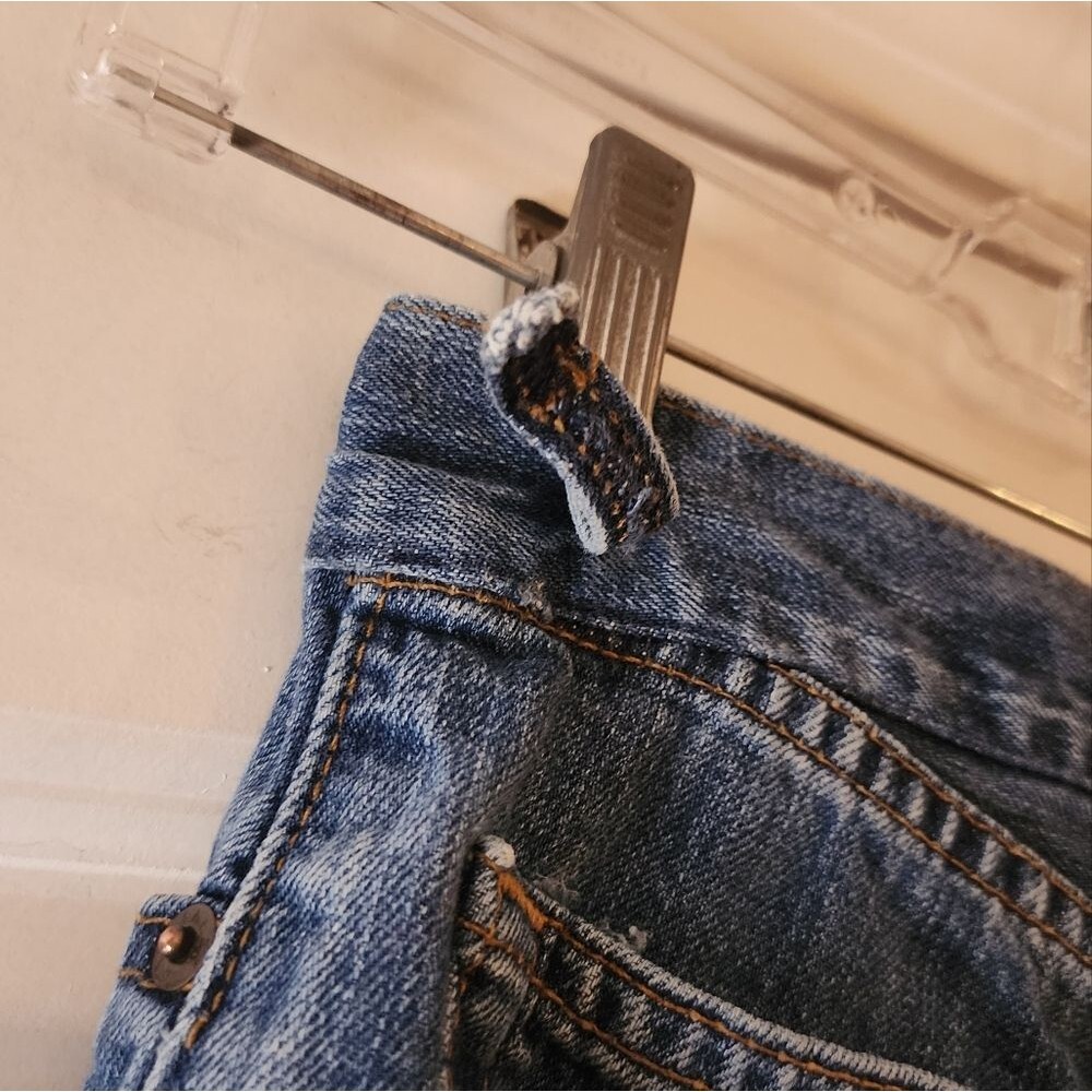 GAP reverse fit frayed hem shorts. No size, 25in waist - Picture 5 of 5